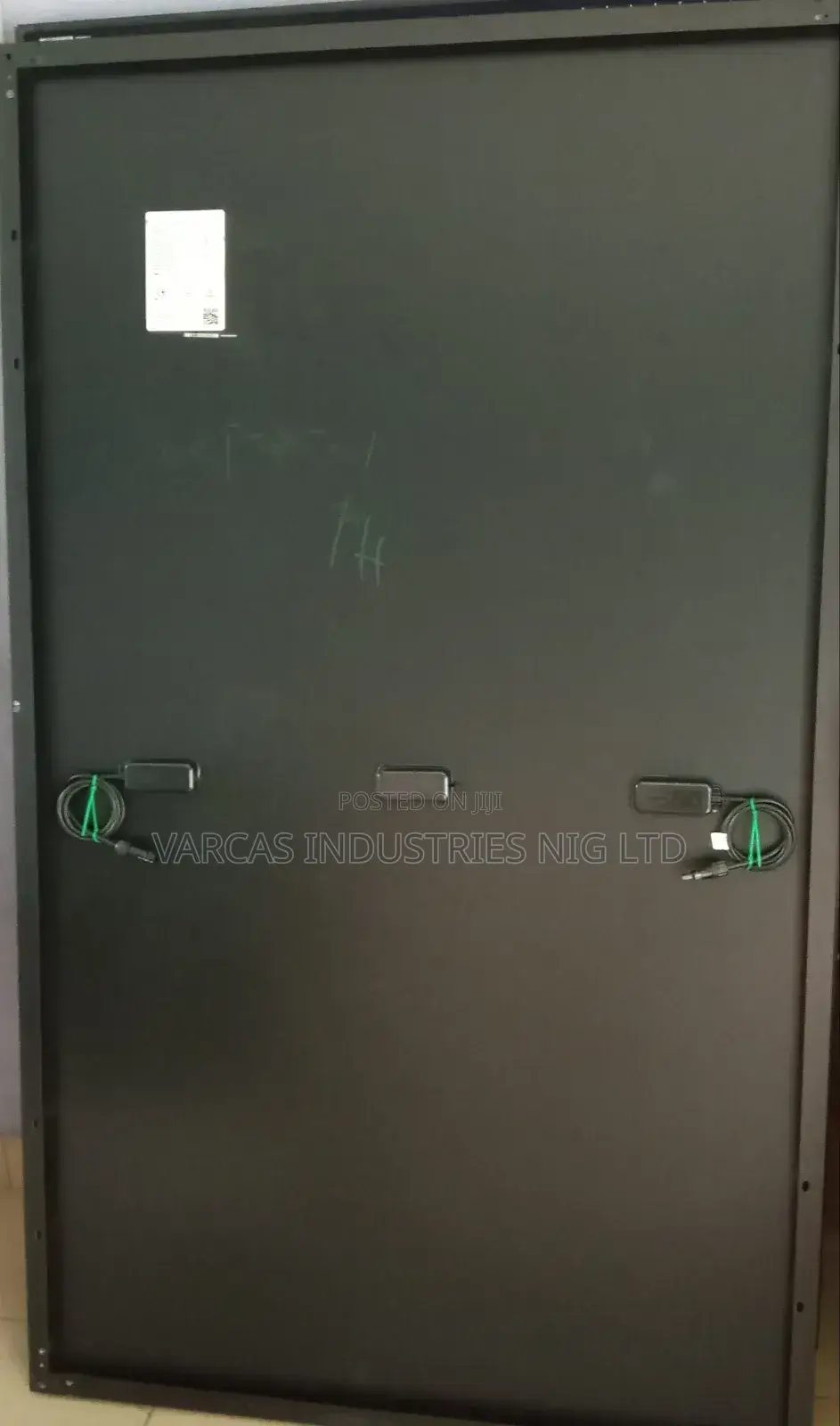 410watts Half Cut Black Panel