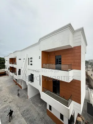 Photo - 5bdrm Duplex in Osapa london for sale