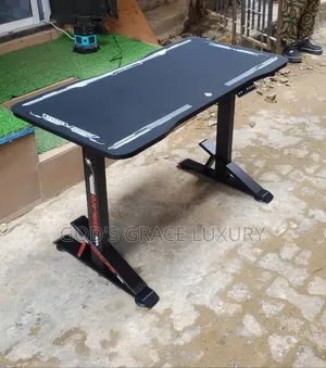 Photo - New Modern Adjustable Desk(1.6mtr) Top Glass, Led Lights