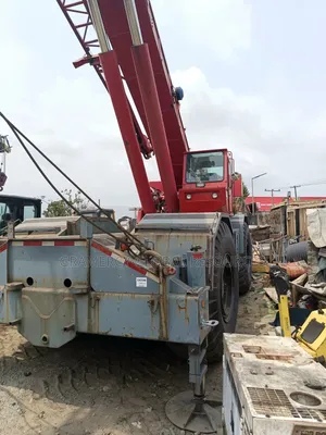 Photo - Foreign Used Grove 80 Tons 4x4 Mobile Crane
