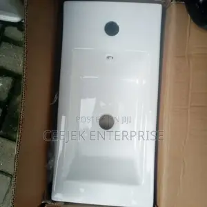 Wall Hung Basin