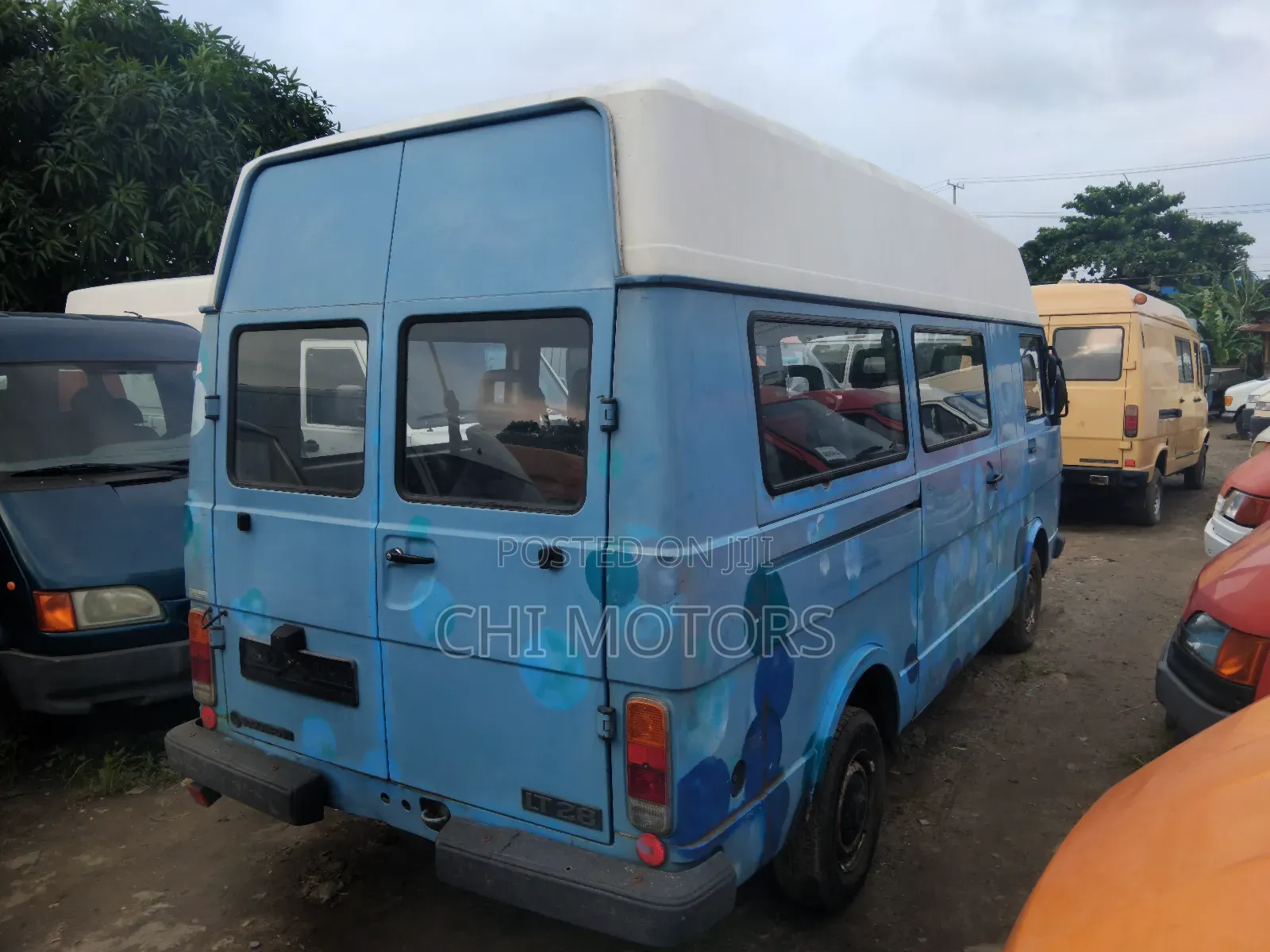 Volkswagen LT 2000 Blue