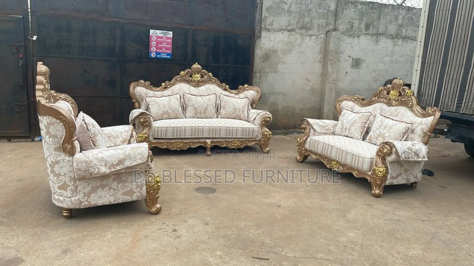 Executive Royal Sofa