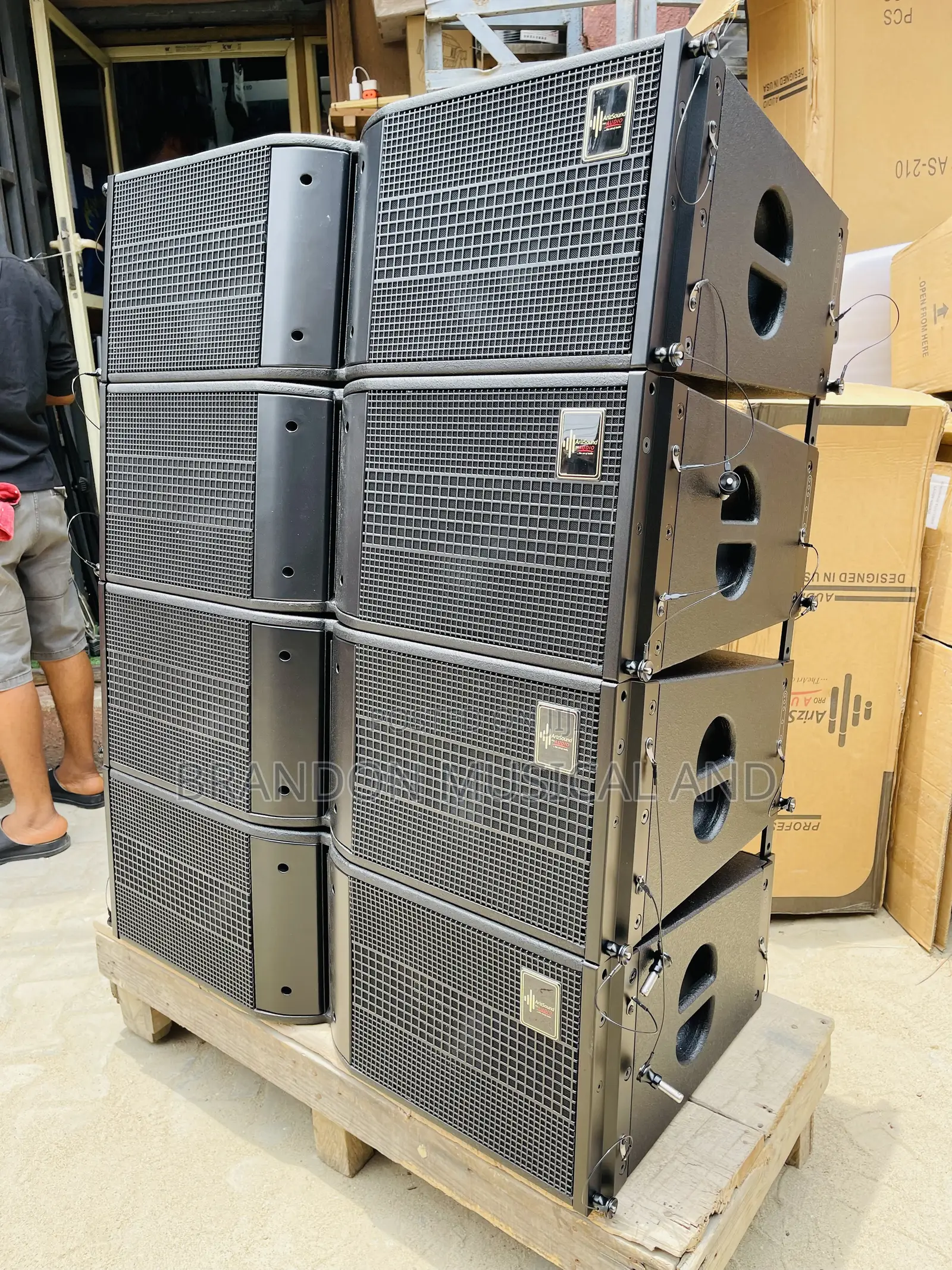 Line Array Speaker