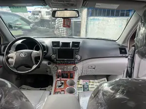 Toyota Highlander Limited 2010 Gray