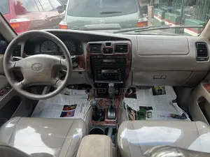 Toyota 4-Runner 2000 Green
