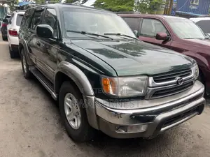 Toyota 4-Runner 2000 Green