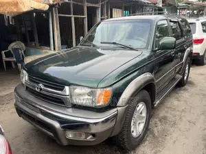 Toyota 4-Runner 2000 Green
