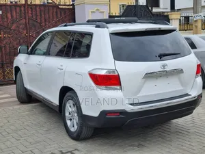 Toyota Highlander 2013 White