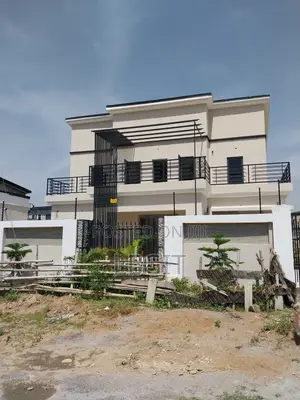 5bdrm Duplex in Seman Estate, Lugbe District for sale