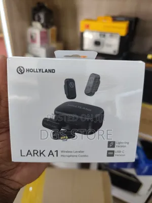 Photo - Hollyland Lark A1 Wireless Lavalier Microphone Combo