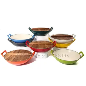 Cast Iron Wok Pan With Wooden Cover