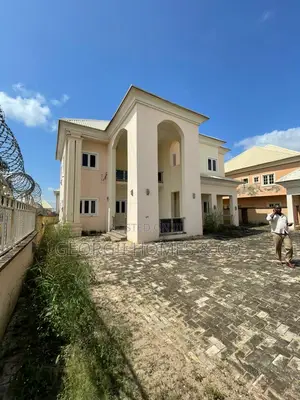 Photo - 5bdrm Duplex in Dakwo District for sale