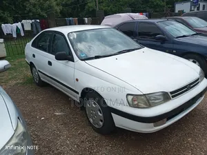 Photo - Toyota Carina E 1998 White