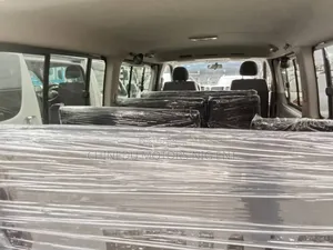 Toyota HiAce 2010 Silver