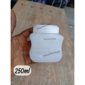 250g Familia Vaseline Petroleum Jelly Container