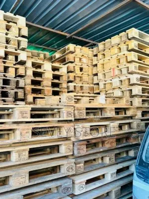 Pallet Wood for Harvesters Storage