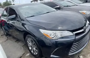 Toyota Camry XSE 4dr Sedan (2.5L 4cyl 6A) 2017 Gray