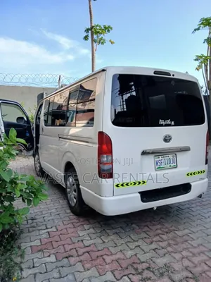 White Toyota Hiace 2015