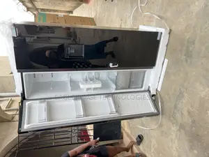 Clean Hisense Ref‐5p558nmsg 529l W/ Spill‐Proof Shelves