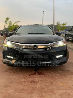 Photo - Honda Accord 2017 Black
