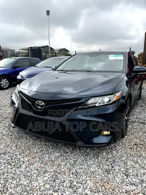 Toyota Camry SE FWD (2.5L 4cyl 8AM) 2018 Black