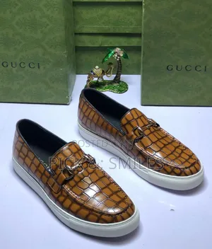 Photo - Comfy Men Sneakers ! Swipe