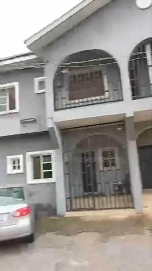 18bdrm Block of Flats in Benin City for sale