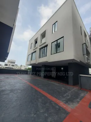 Furnished 4bdrm Duplex in Orchid, Chevron for sale
