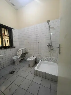 5bdrm Duplex in Lekki Phase 1 for rent