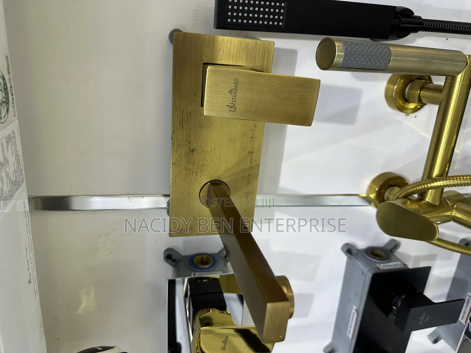 Condit Basin Mixer