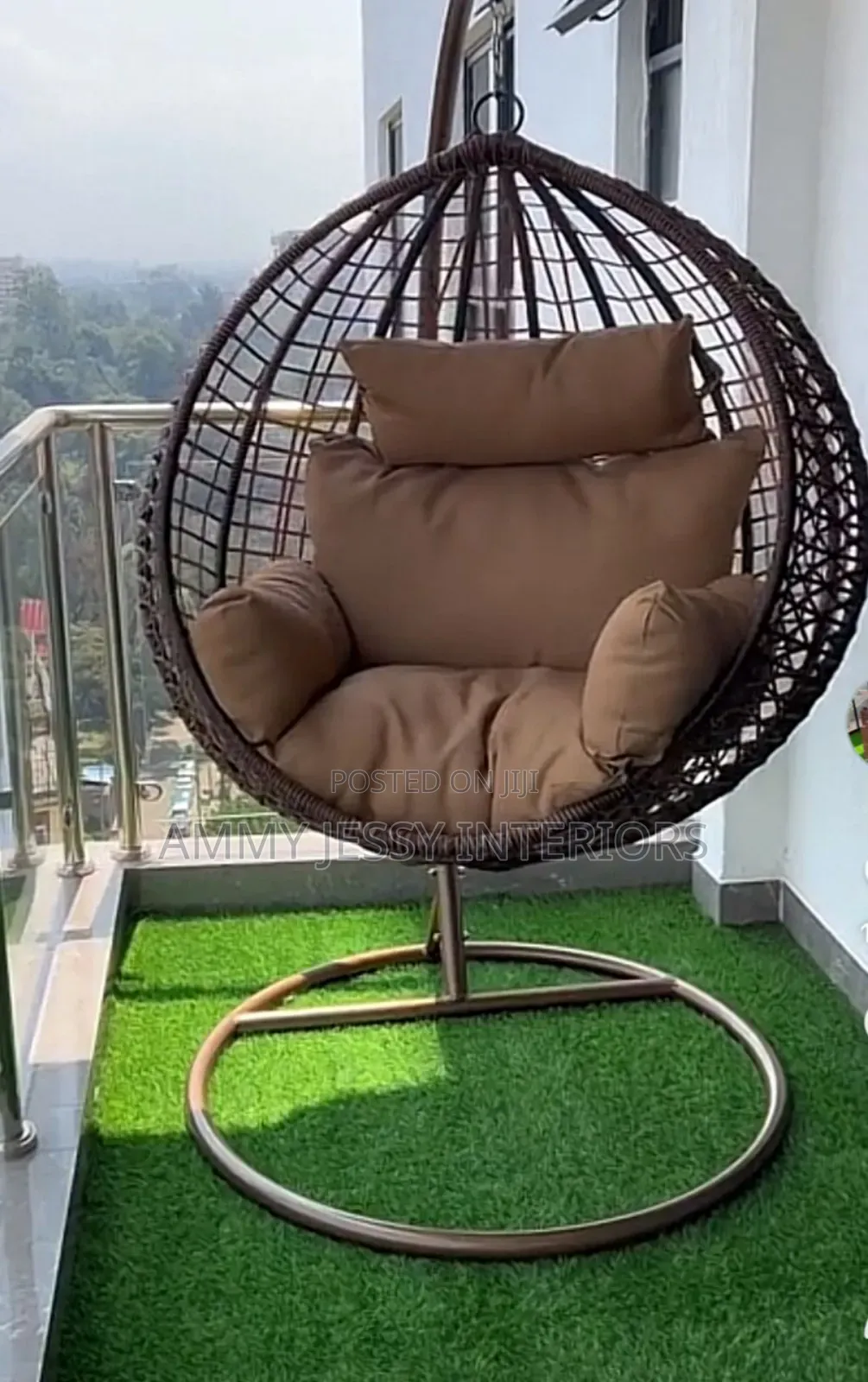 Swinging Chair