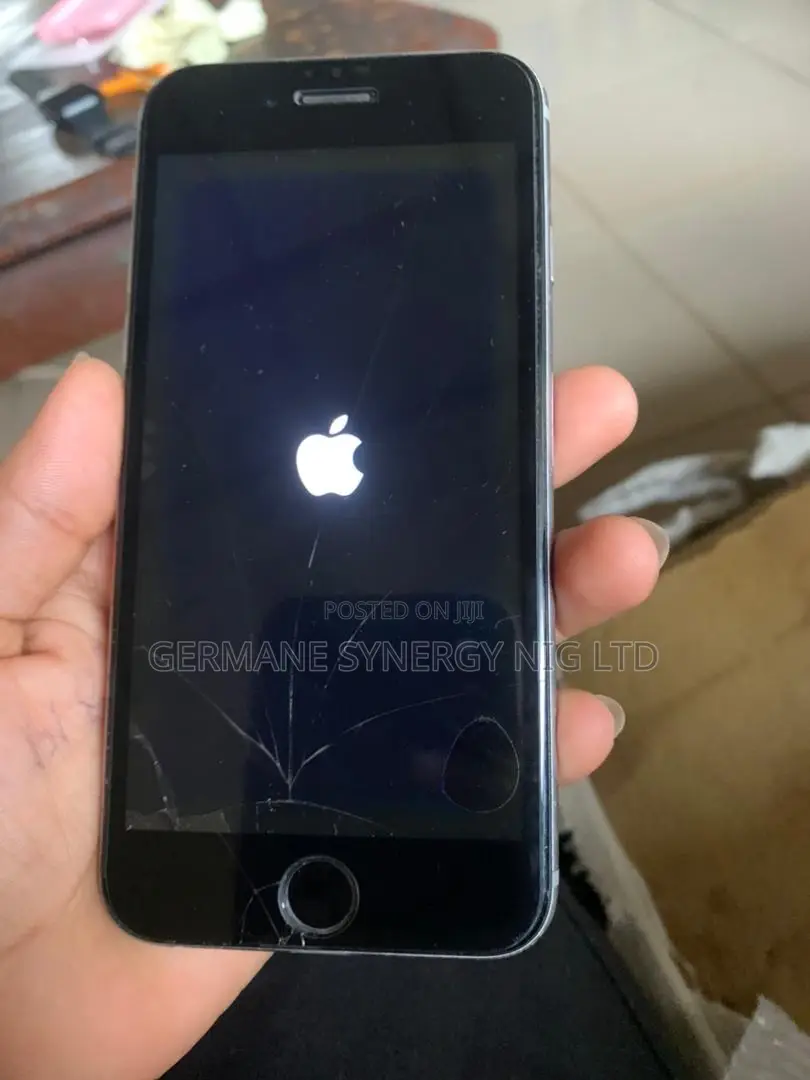 Apple iPhone 6 64 GB Silver