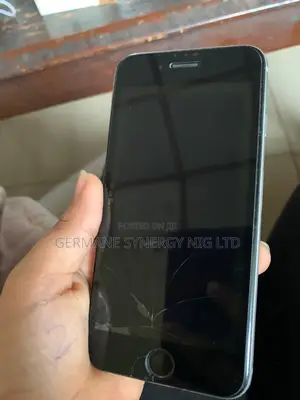 Apple iPhone 6 64 GB Silver