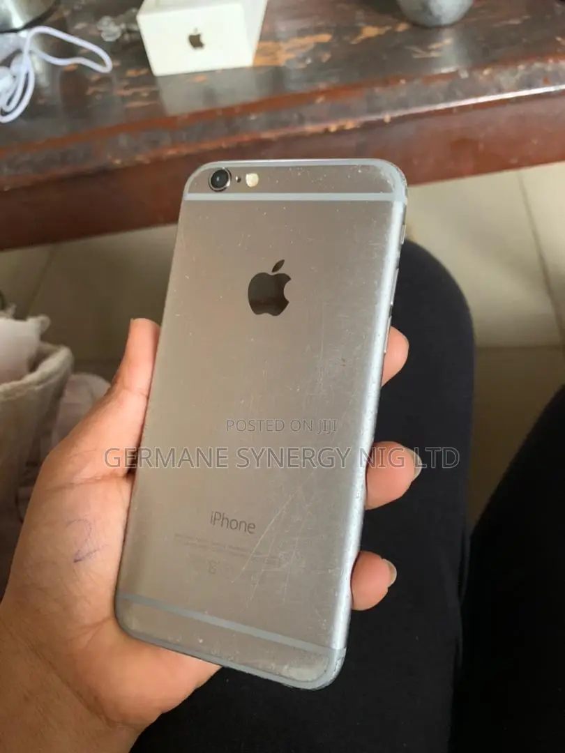 Apple iPhone 6 64 GB Silver