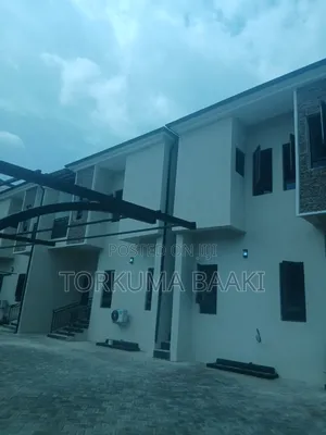 4bdrm Duplex in Jahi Gilmore for rent