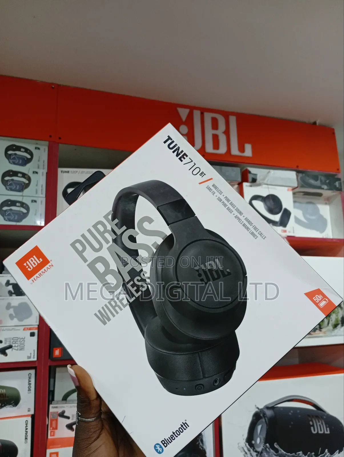 JBL Tune 710