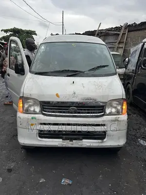 Daihatsu Hijet 2005 White