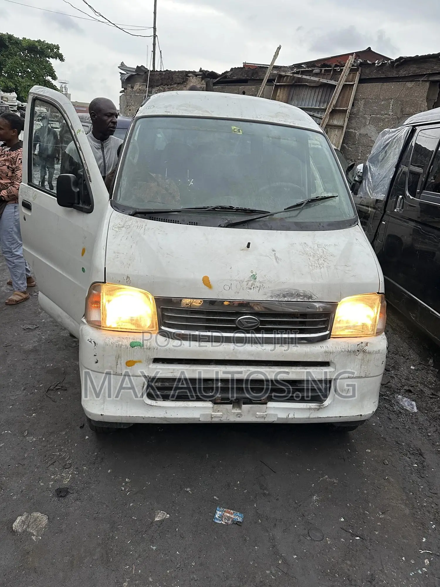 Daihatsu Hijet 2005 White