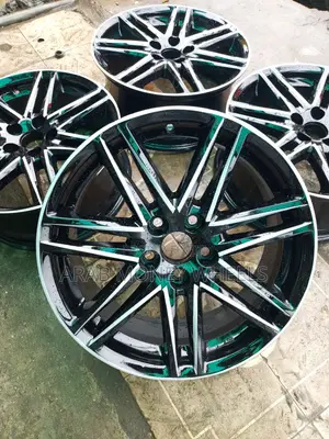 Pure Black 18 Rim for Lexus and Toyota Cars