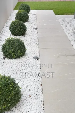 White Granite Decorative  Stones