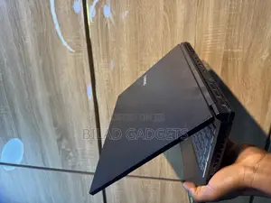 Laptop Gigabyte 16GB Intel Core I7 SSD 1T