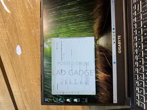 Laptop Gigabyte 16GB Intel Core I7 SSD 1T