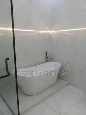 4bdrm Penthouse in Horizon, Lekki Phase 2 for rent