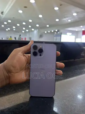 Photo - Apple iPhone 13 Pro Max 128 GB Blue