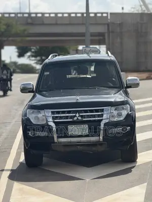Photo - Mitsubishi Pajero 2012 Black