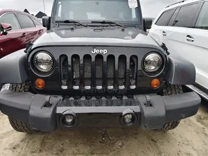 Jeep Wrangler Unlimited Sahara 2012 Black