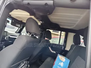 Jeep Wrangler Unlimited Sahara 2012 Black