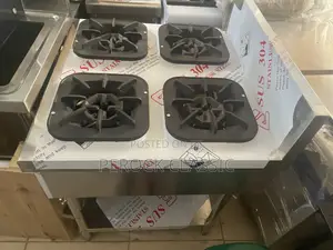 Four-Burner Commercial Gas Cooker – For Heavy-Duty Kitchen