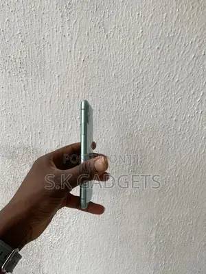 Apple iPhone 11 64 GB Green